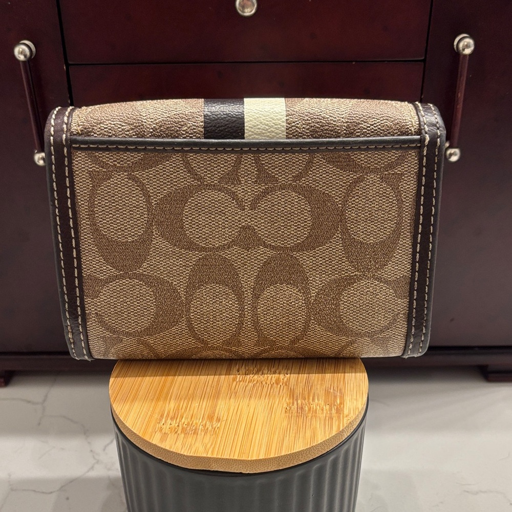 Coach Tan and Black Wallet - Picture 2 of 8